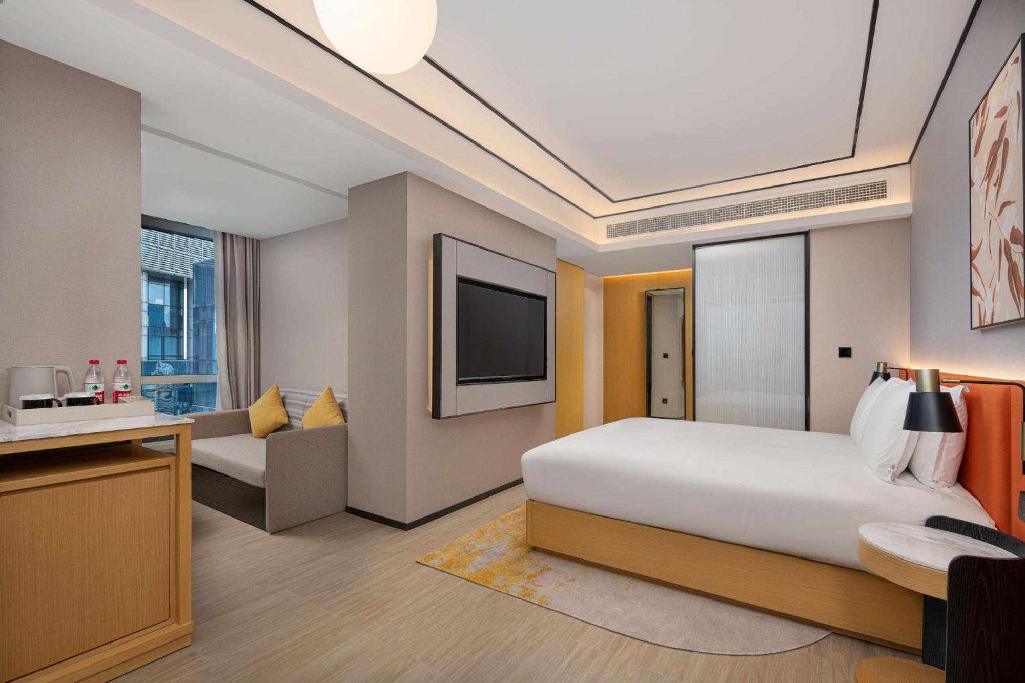 Hilton Garden Lujiazui 4*